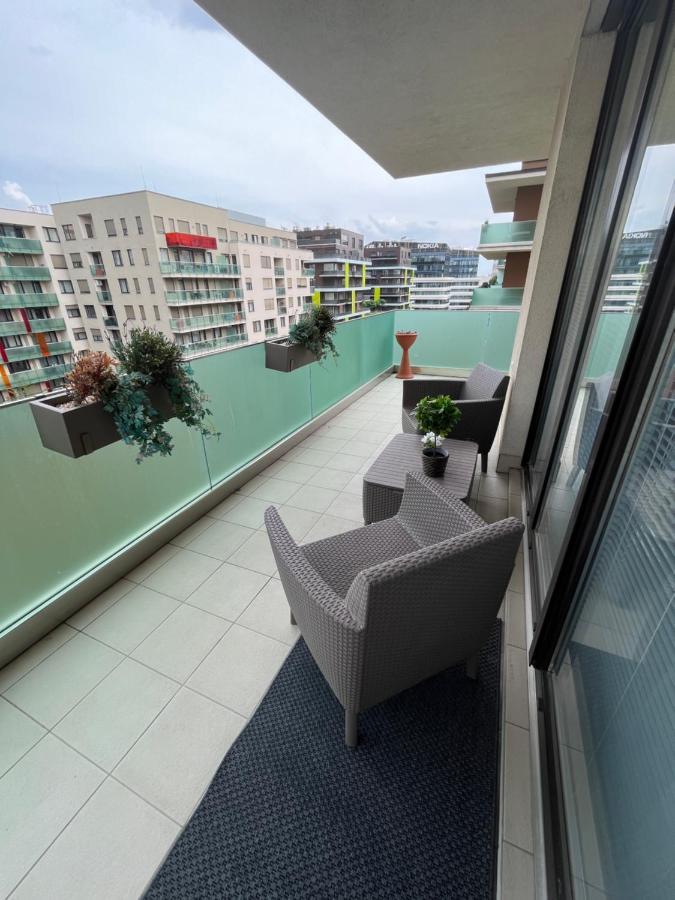 Diamond Apartments - 3 Bedroom, Luxurious Apartment In The Heart Of The City Budapest Exterior photo